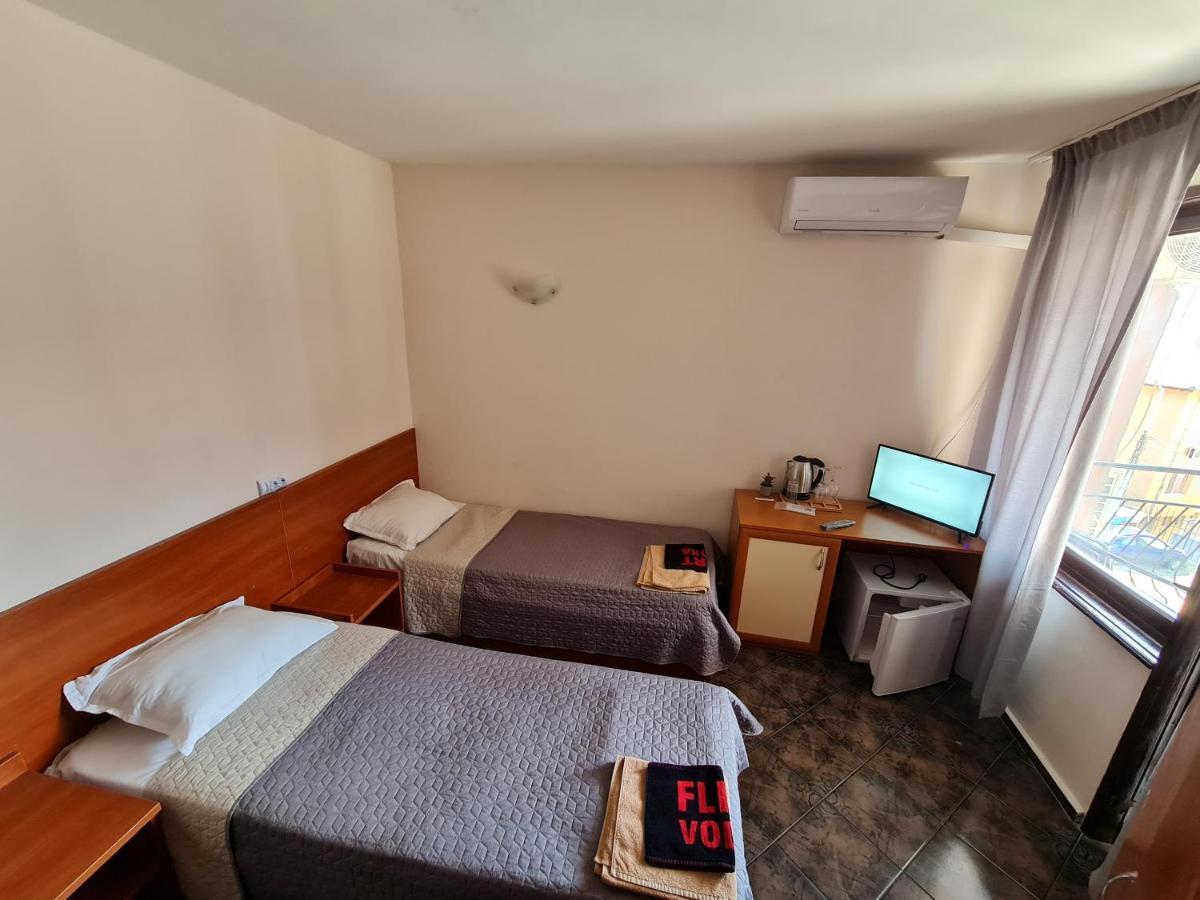 Алми Almi Hotel สวิติ วลัส ภายนอก รูปภาพ