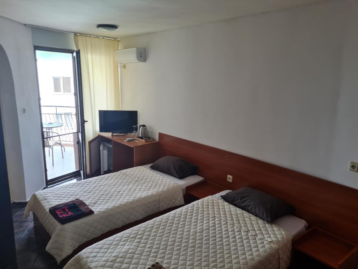 Алми Almi Hotel สวิติ วลัส ภายนอก รูปภาพ