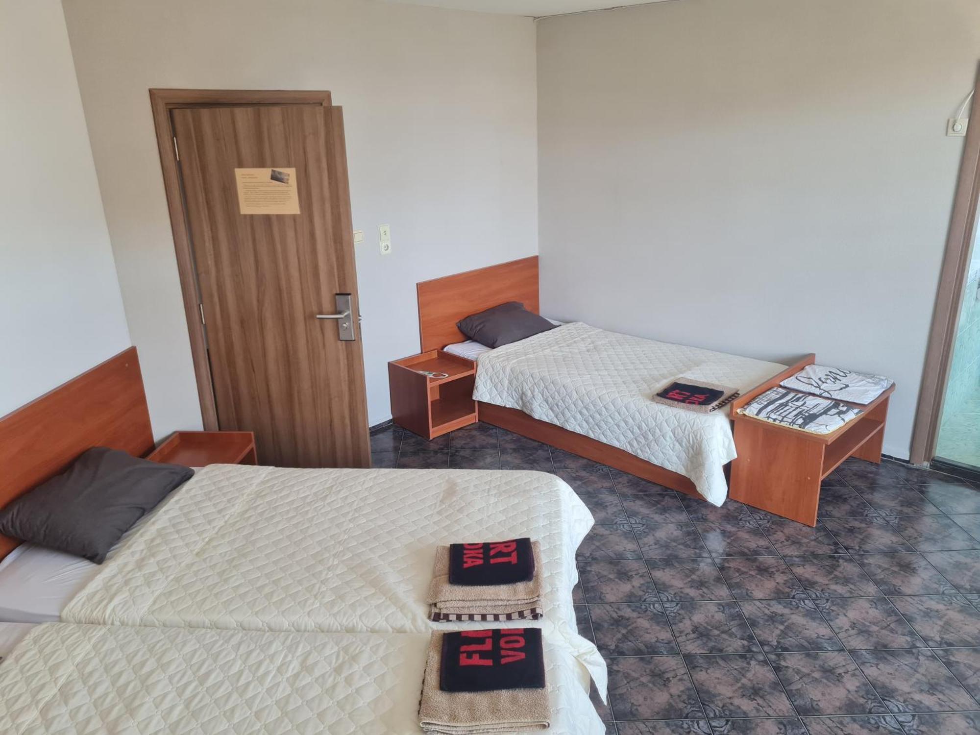Алми Almi Hotel สวิติ วลัส ภายนอก รูปภาพ