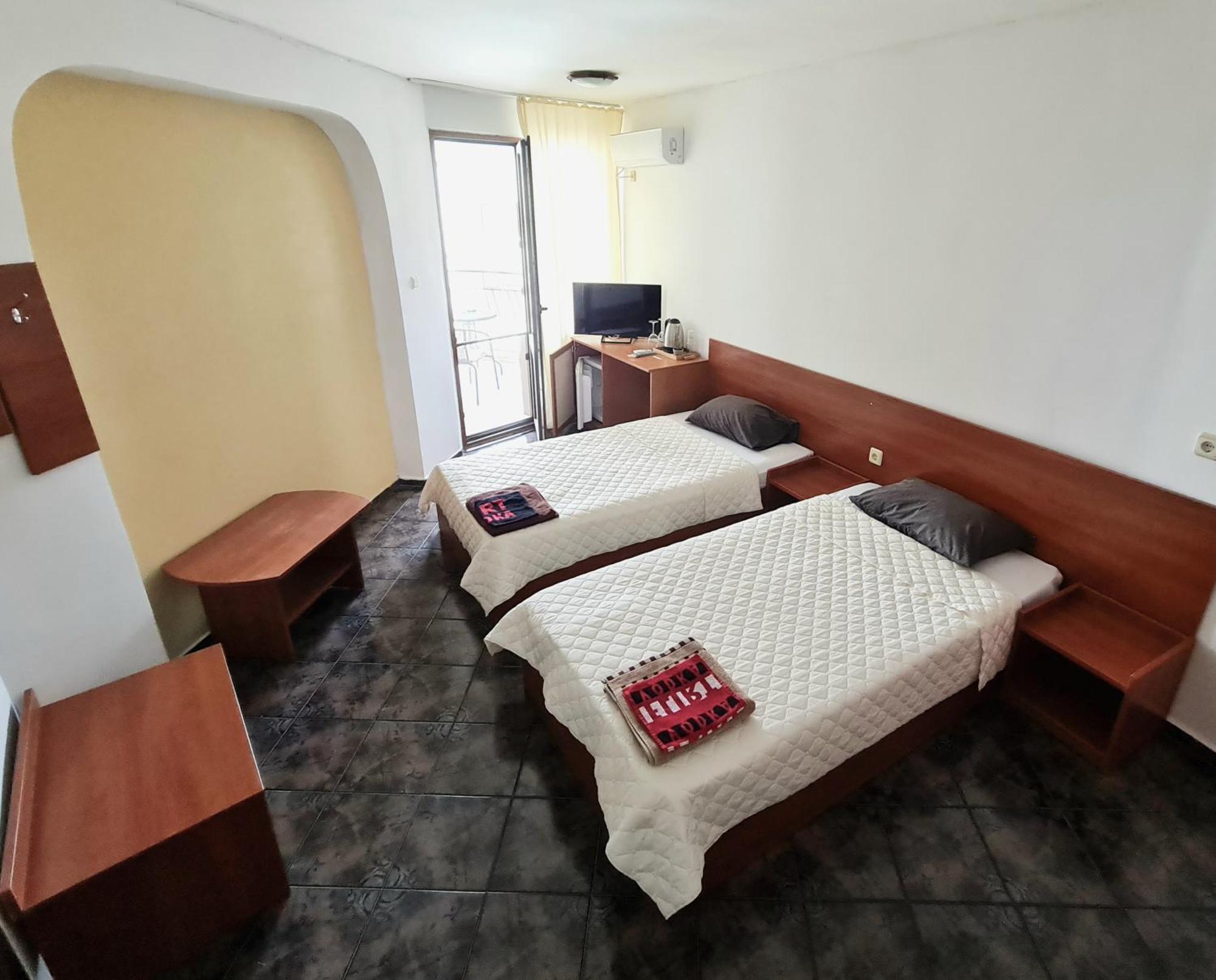 Алми Almi Hotel สวิติ วลัส ภายนอก รูปภาพ